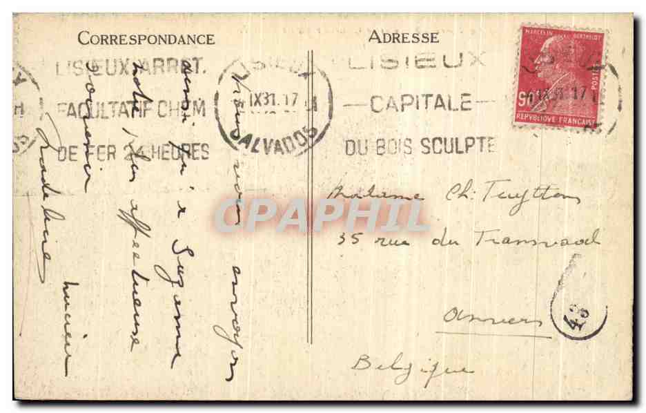 Lisieux — La Place Thiers et le Quartier Saint-Désiré — éditeur non identifié, n°7 — Reverso
