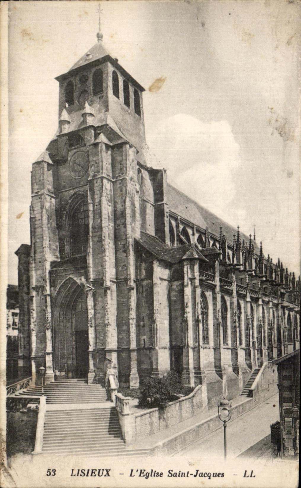 CPA Lisieux L'Eglise Saint Jacques