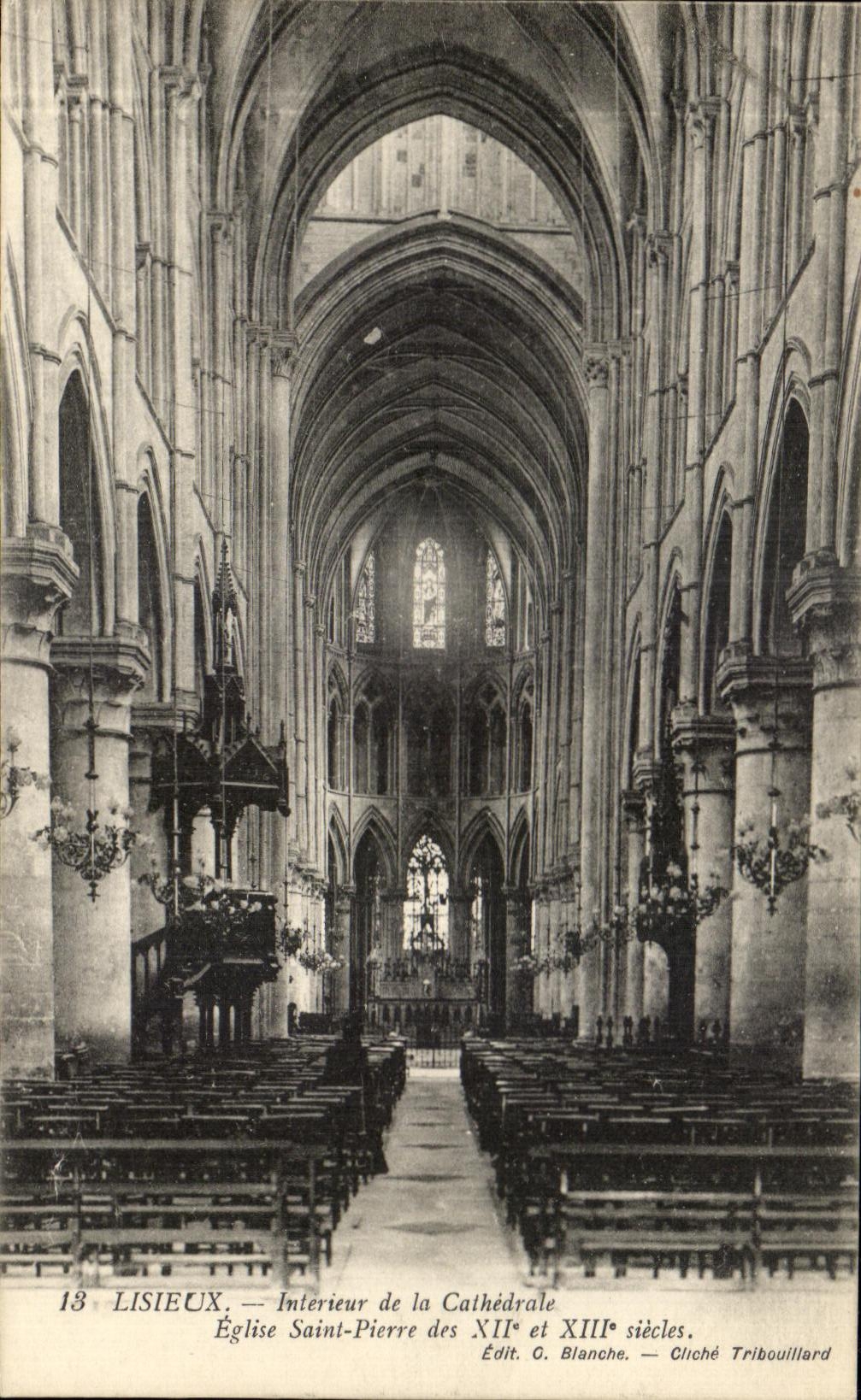 CPA Lisieux Interieur de la Cathedrale Eglise Saint Pierre 