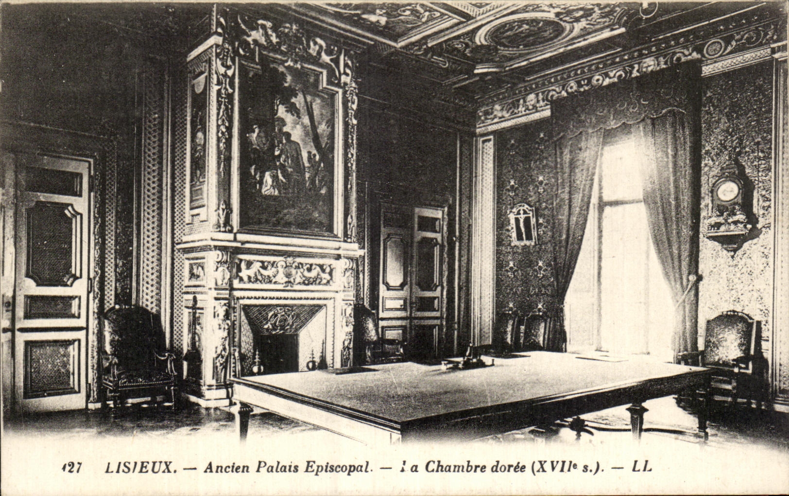 Lisieux — Ancien Palais Épiscopal — Chambre dorée (XVIIe s.) — LL