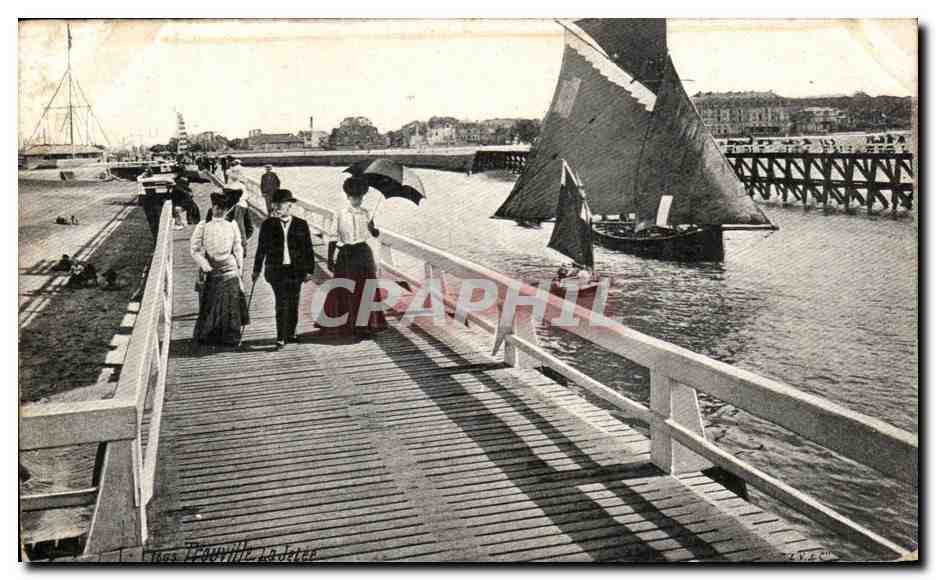 Les Plouville-la-Jeze — Vue du quai et du port — Éditeur : L. V. C. (n° de série non visible)