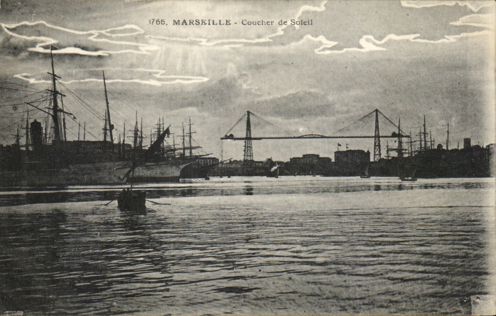 CPA Marseille Coucher de Soleil Bateaux
