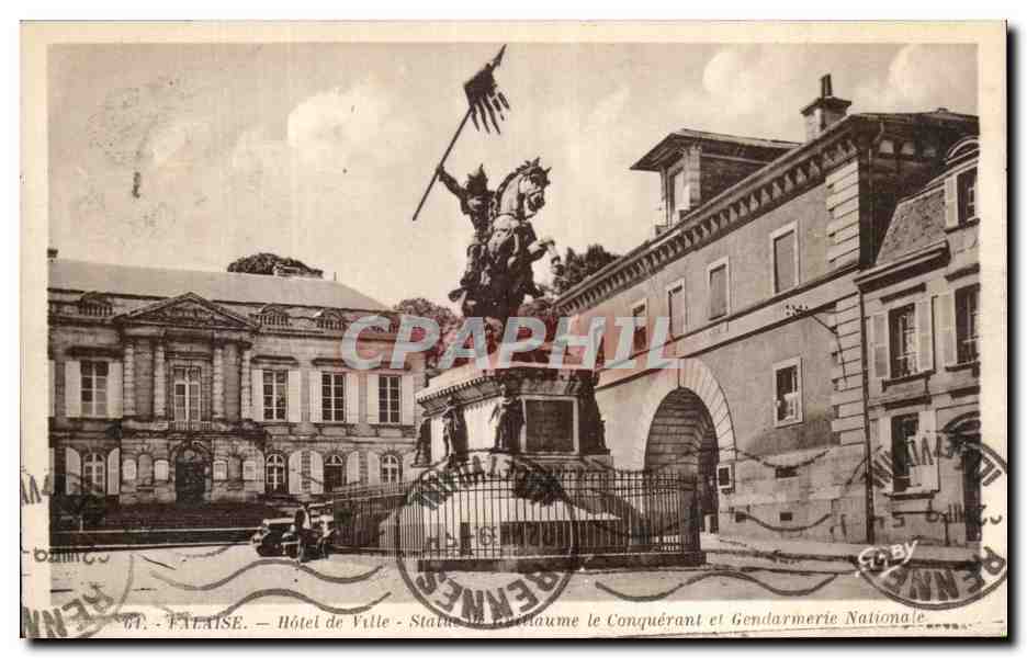Falaise — Rathaus - Statue des Wilhelm der Eroberer und Nationale Gendarmerie — Gaby