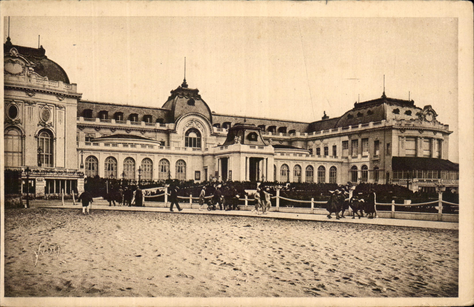 Deauville (Calvados) — Das Casino — YVON Art Editions, Paris