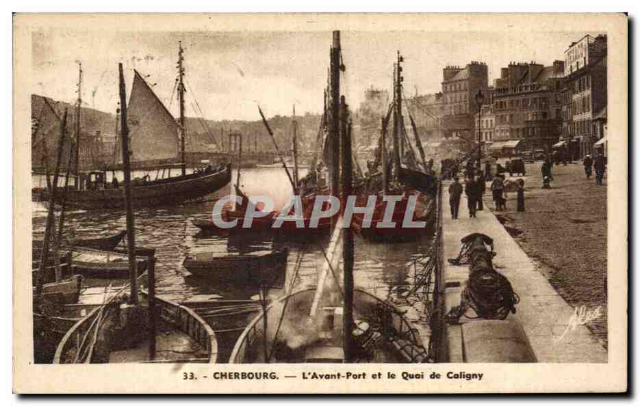 CPA Cherbourg L'Avant Port et le Quai de Coligny Bateaux