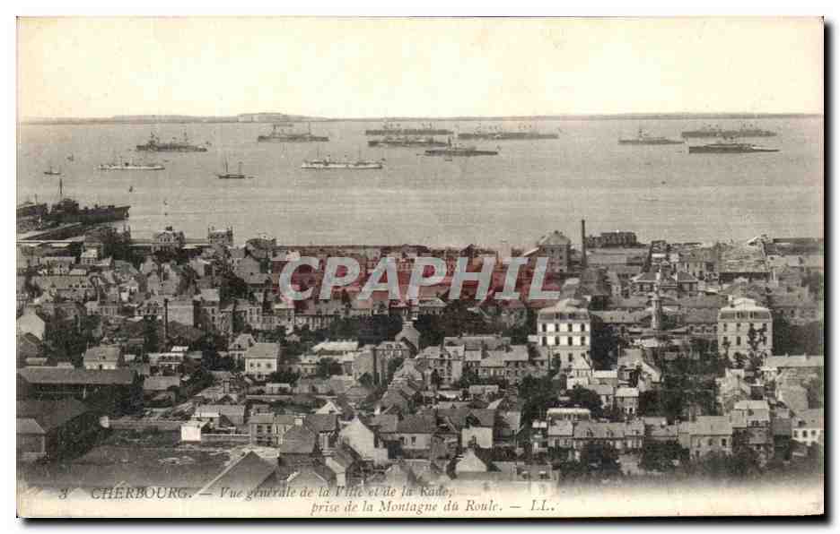 CPA Cherbourg Vue generale de la ville et de rade prise de la Montagne du Roule Bateaux