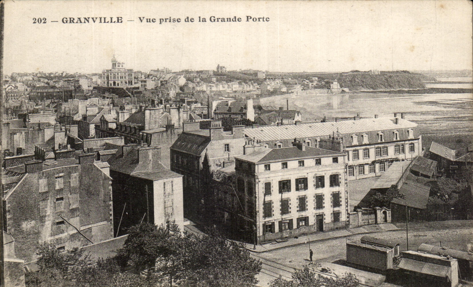 CPA Granville Vue prise de la Grande Porte