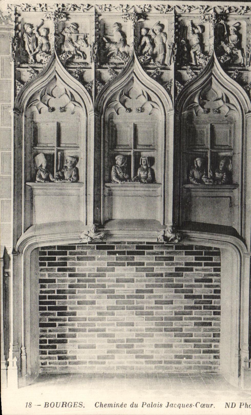 CPA Bourges Cheminee Du Palais Jacques Coeur