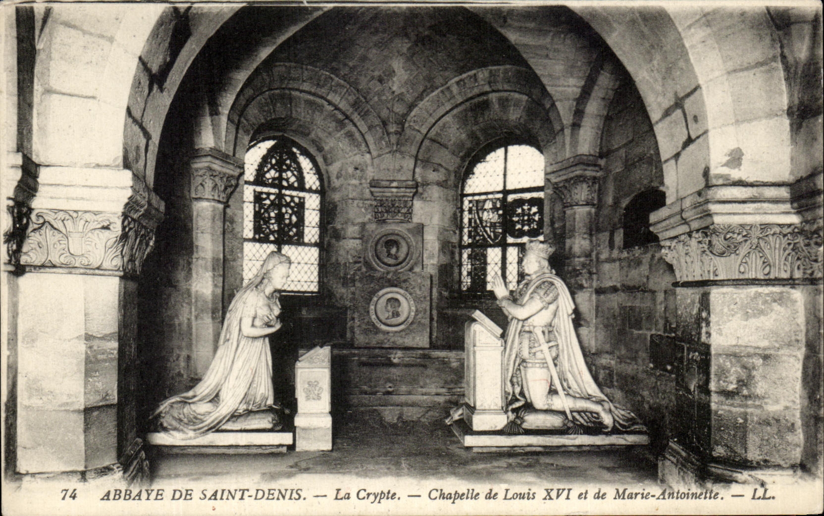 Abbaye de Saint-Denis — La Crypte — Chapelle de Louis XVI et de Marie-Antoinette — LL. — n°74