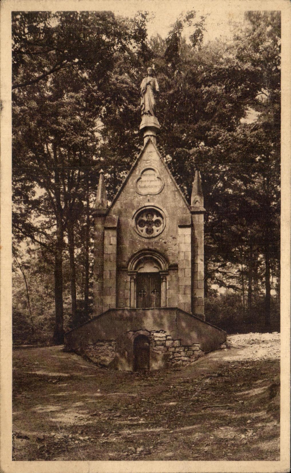Chapelle du Sacré-Cœur — Abbaye de la Pierre-qui-Vire (Yonne) — Édition de l'Abbaye