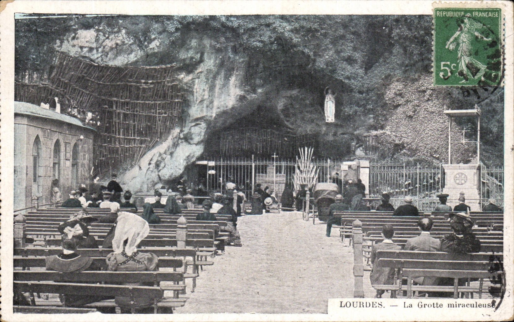 CPA Lourdes La Grotte Miraculeuse