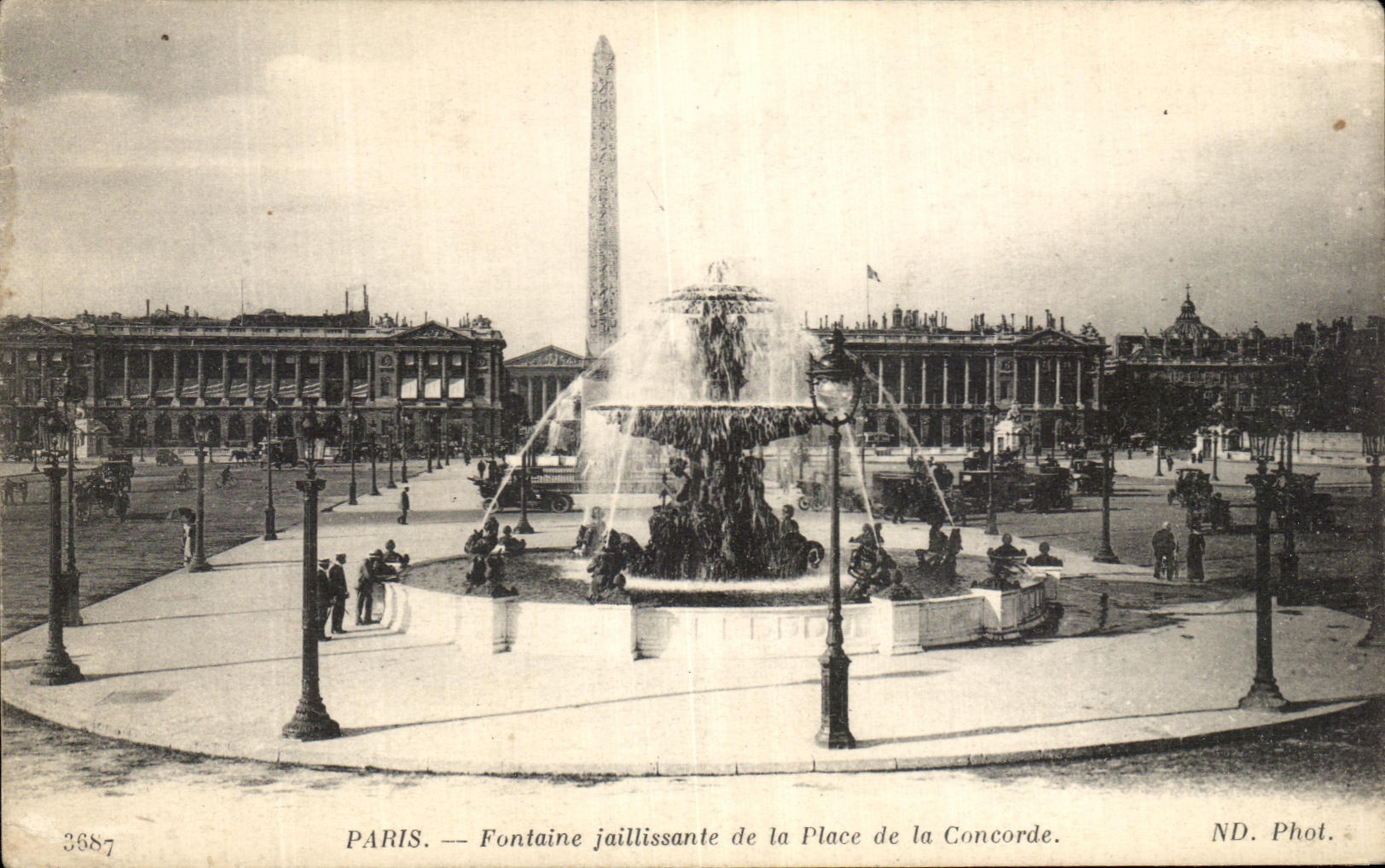 CPA Paris Fontaine Jaillissante de la Place de la Concorde
