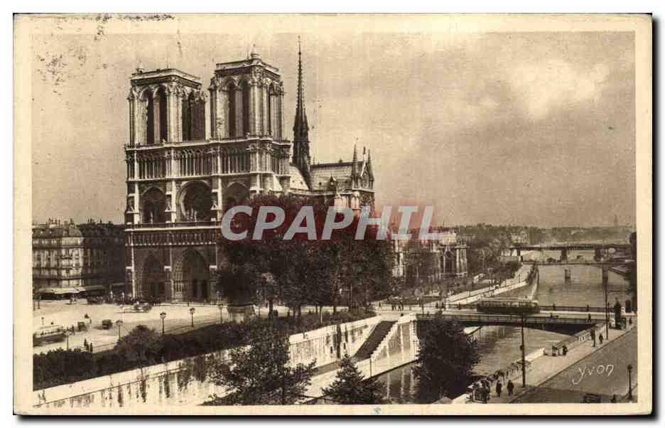 CPA Paris En Flance Notre Dame de Paris Vue generale