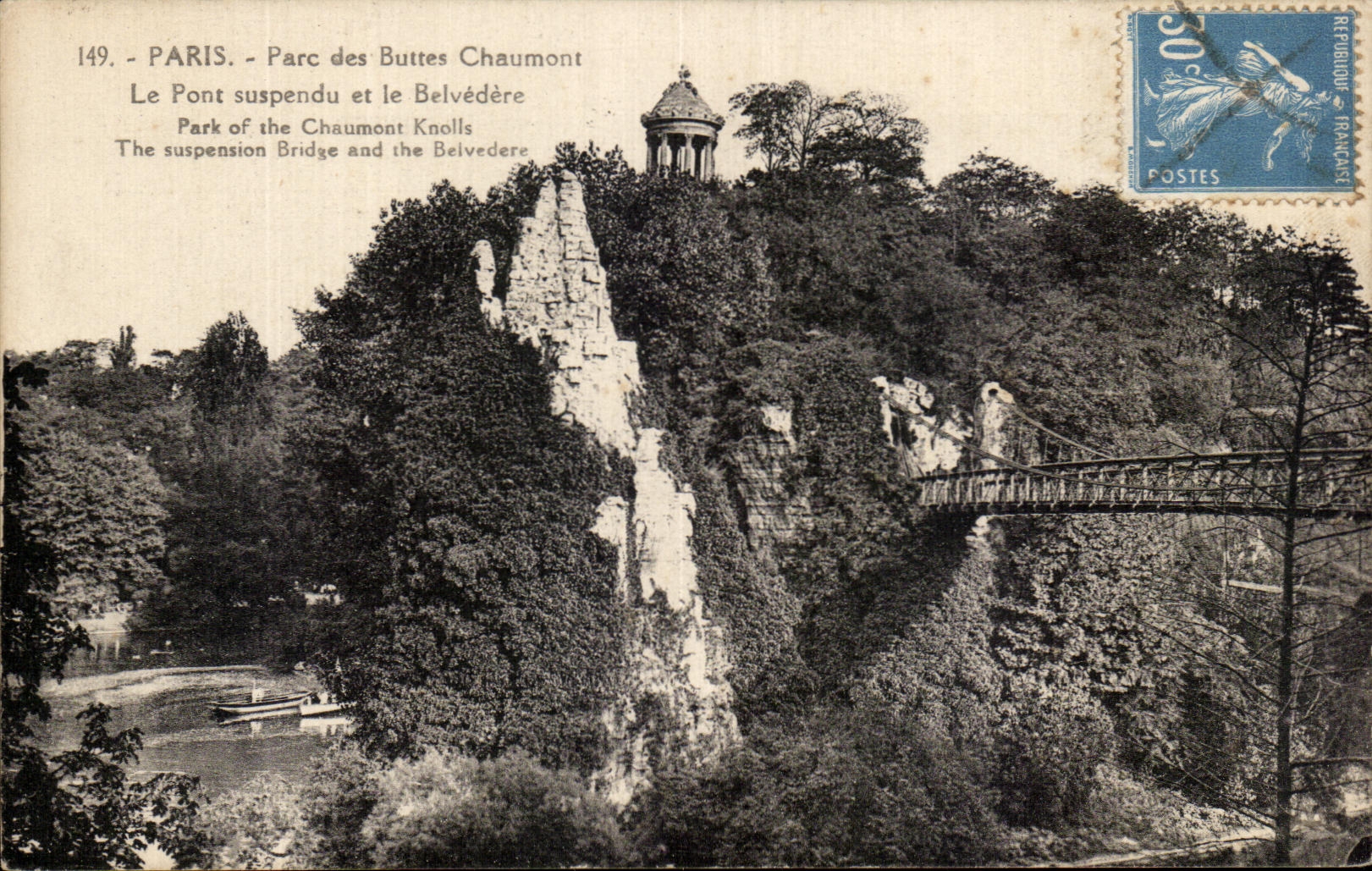 CPA Paris Parc des Buttes Chaumont Le Pont suspendu et le Belvedere