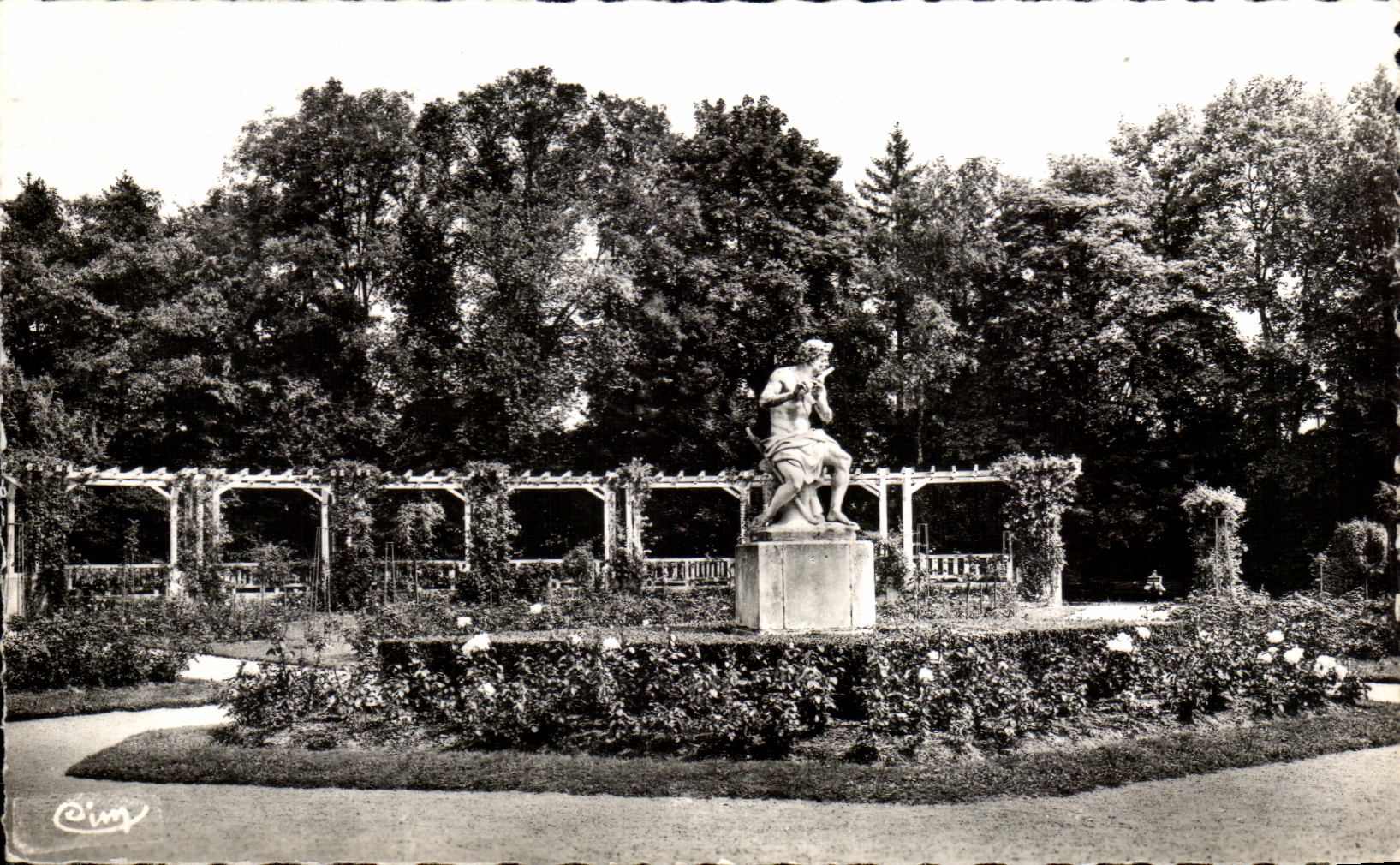 CPSM Vittel La Pergola et le Faune