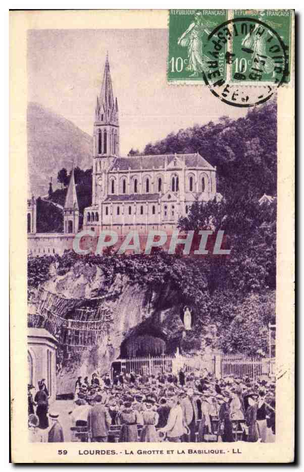 CPA Lourdes La Grotte Et La Basilique