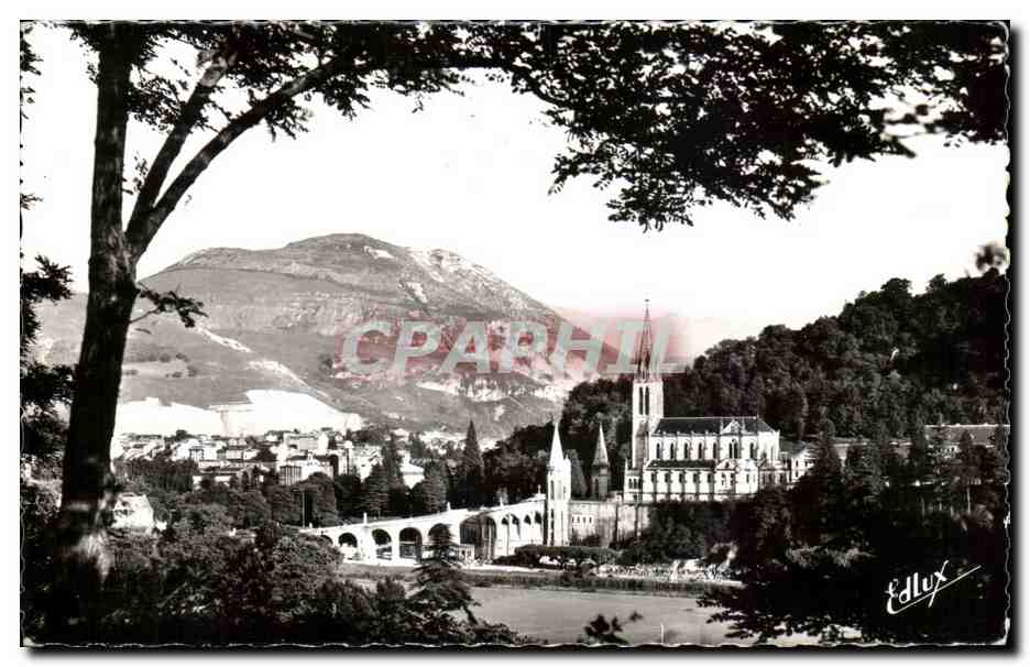 CPA Lourdes La Basilique et le Pic du Jer