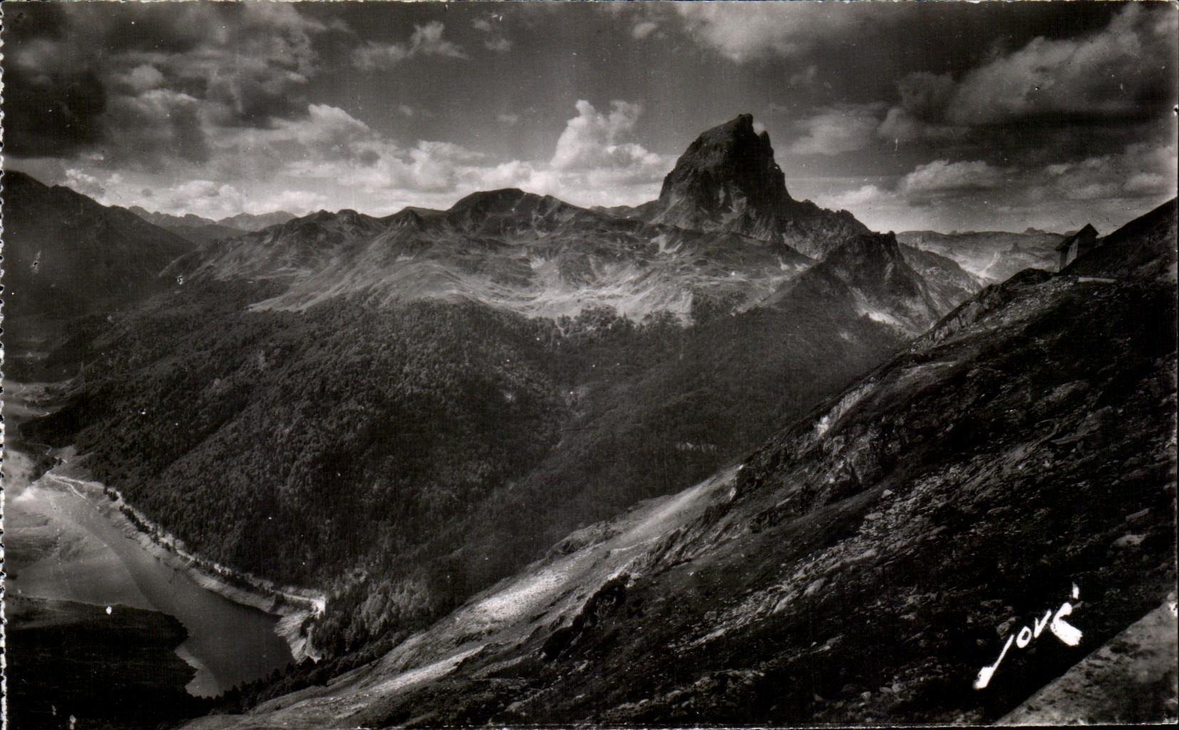 Vallée d'Ossau — Le Pic d'Ossau (2885 m) et le lac de Fabrèges — Éditions JOVÉ, Pau (B.P.)