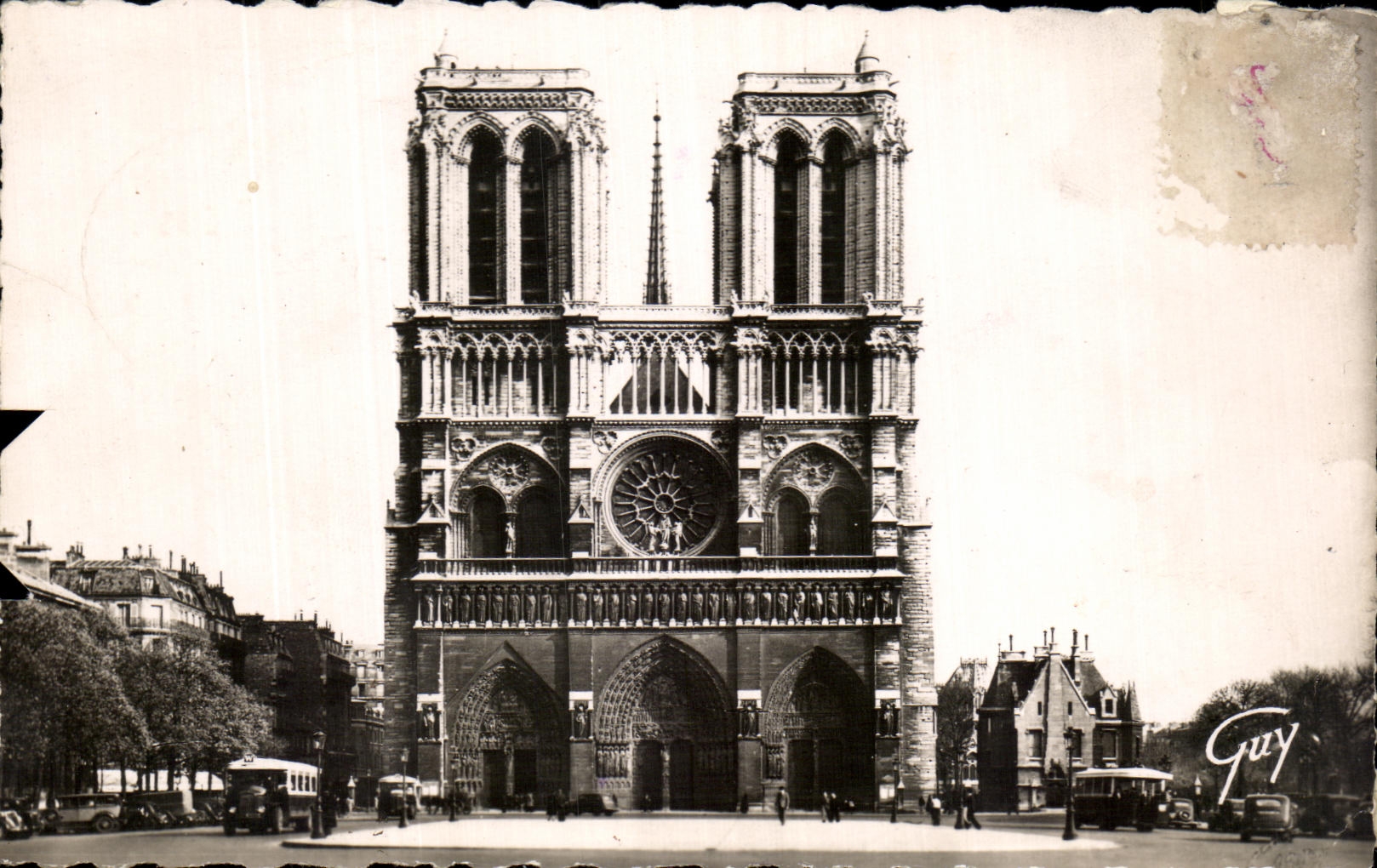Notre-Dame de Paris — façade — Guy, Paris