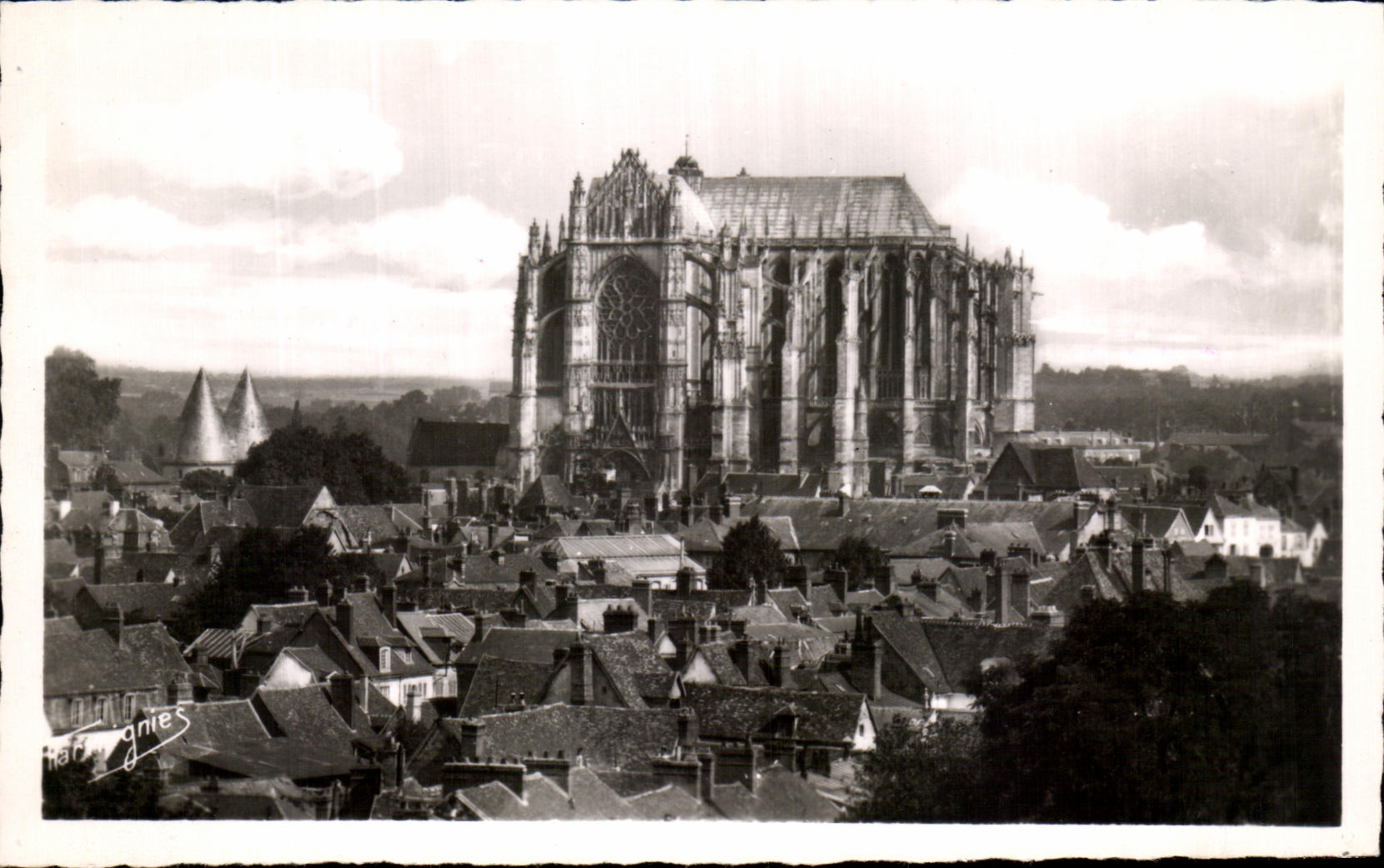 Beauvais — La Cathédrale — Édition E. Larmignac