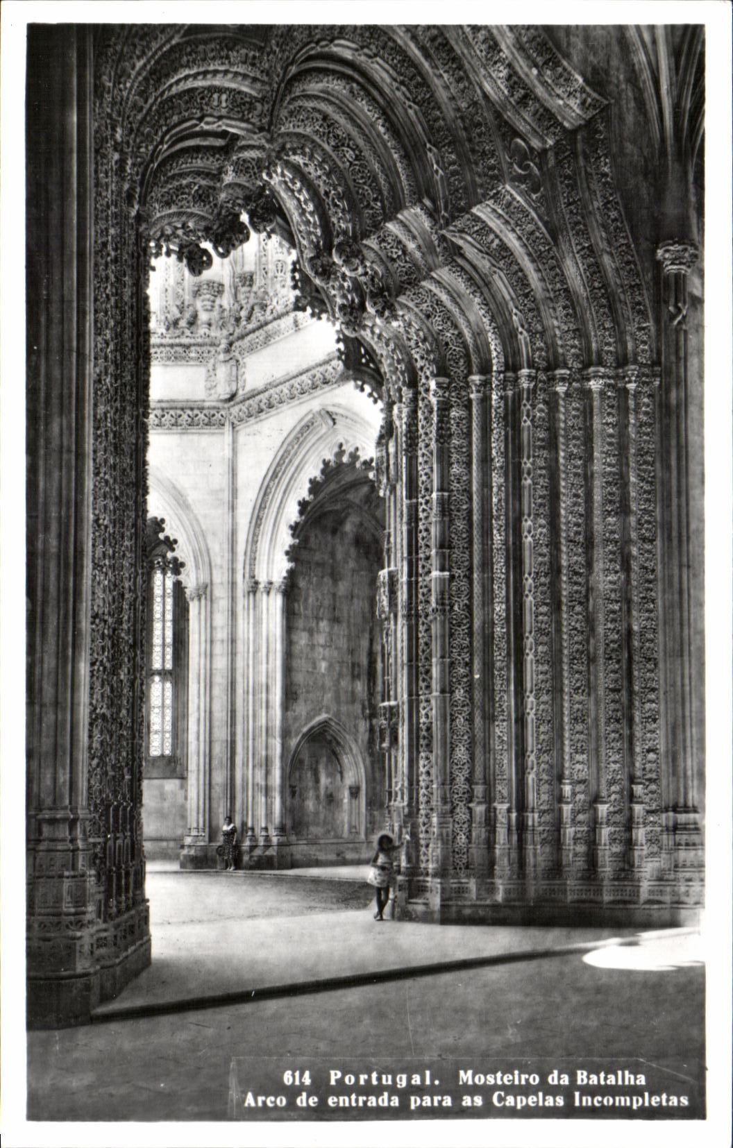 CPA Portugal Mosteiro da Batalha Arco de Entrada Para as Capelas Incompletas