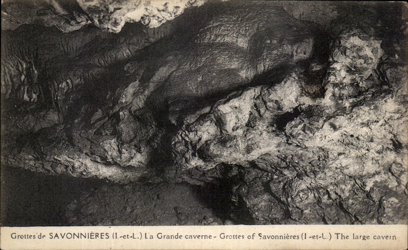 CPA Grottes de Savonnieres La Grande Caverne 