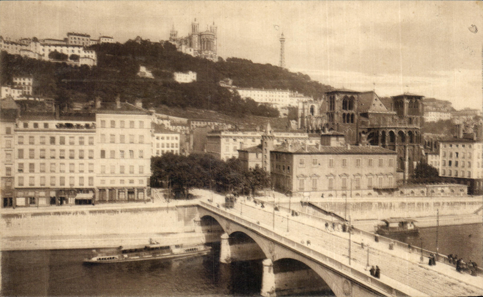 CPA Lyon Le Pont De Tilsit et le Coteau de Fourviere 