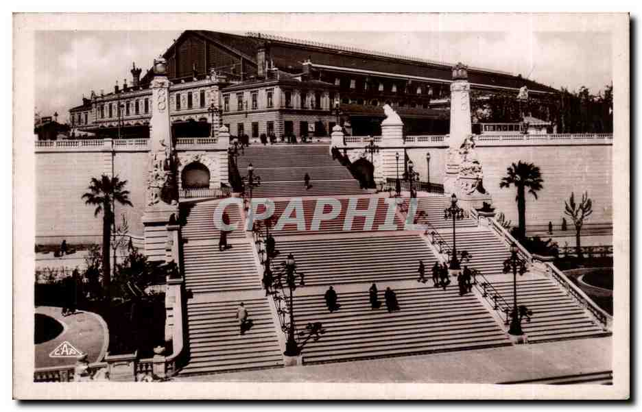 CPA Marsellie L'Escalier Monumental de la Gare