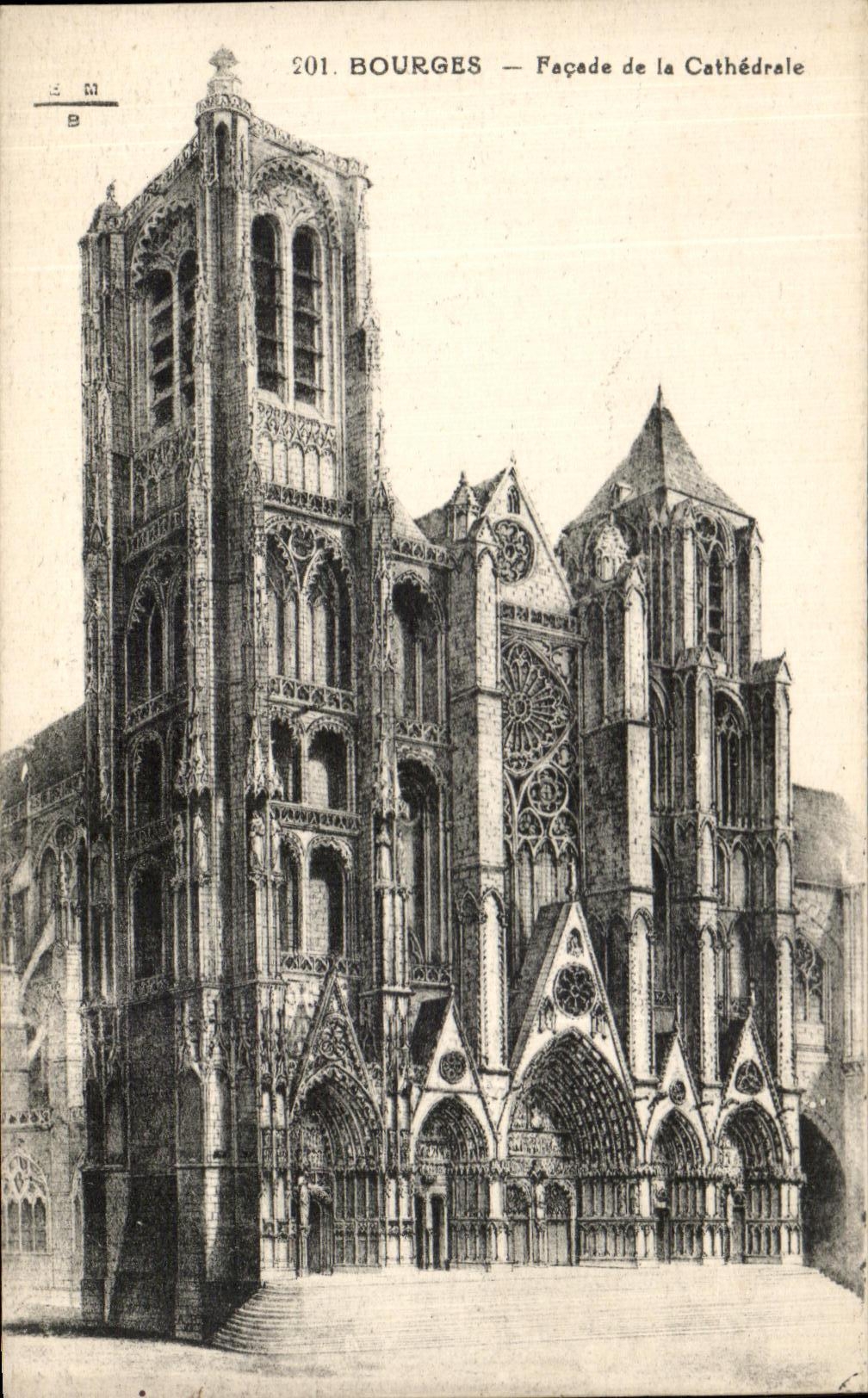 CPA Bourges Facade de la Cathedrale