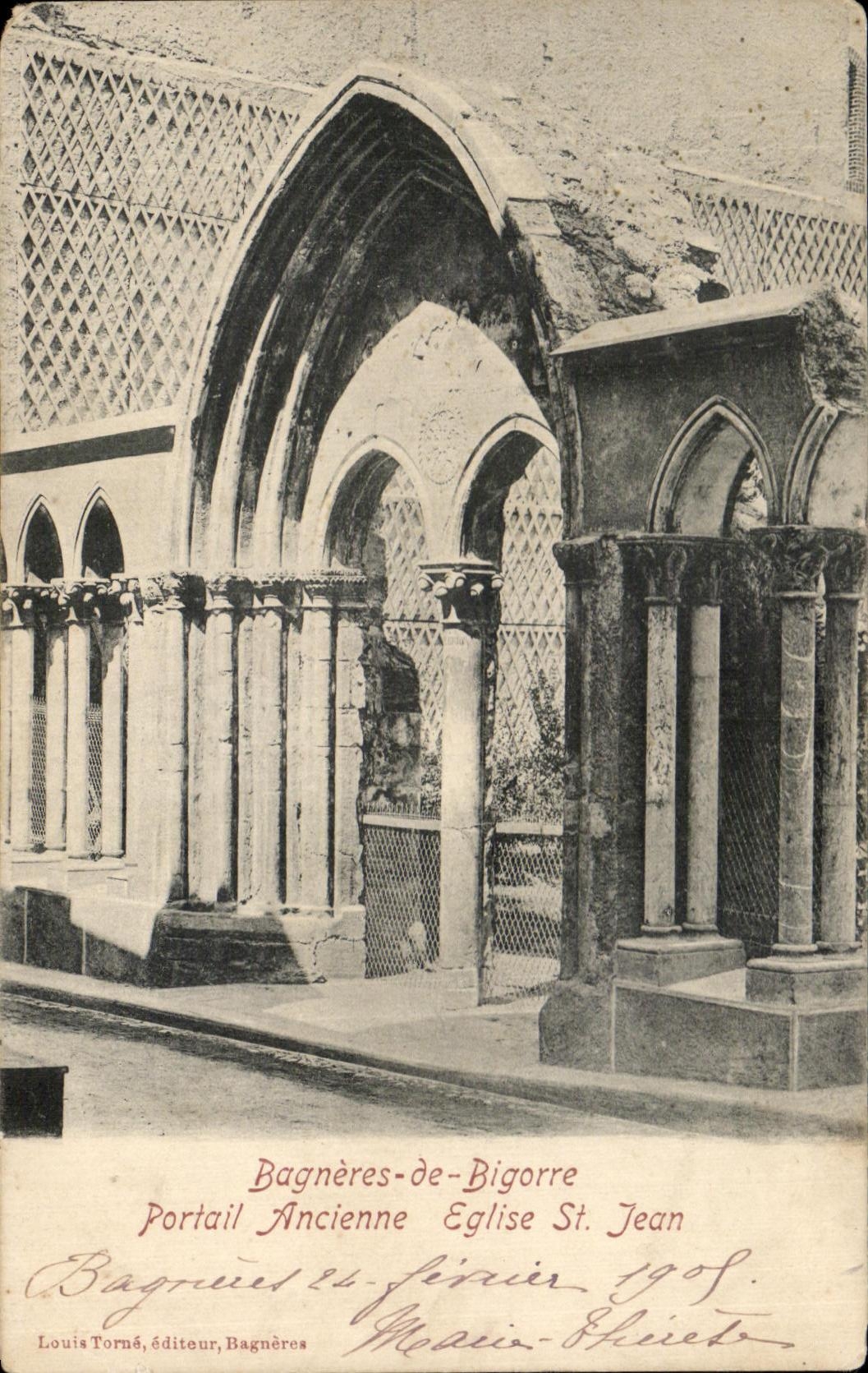 CPA Bagneres de Bigorre Portail Ancienne Eglise St Jean