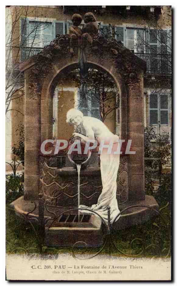 Pau — La Fontaine de l'Avenue Thiers — Éditeur C.C. 208