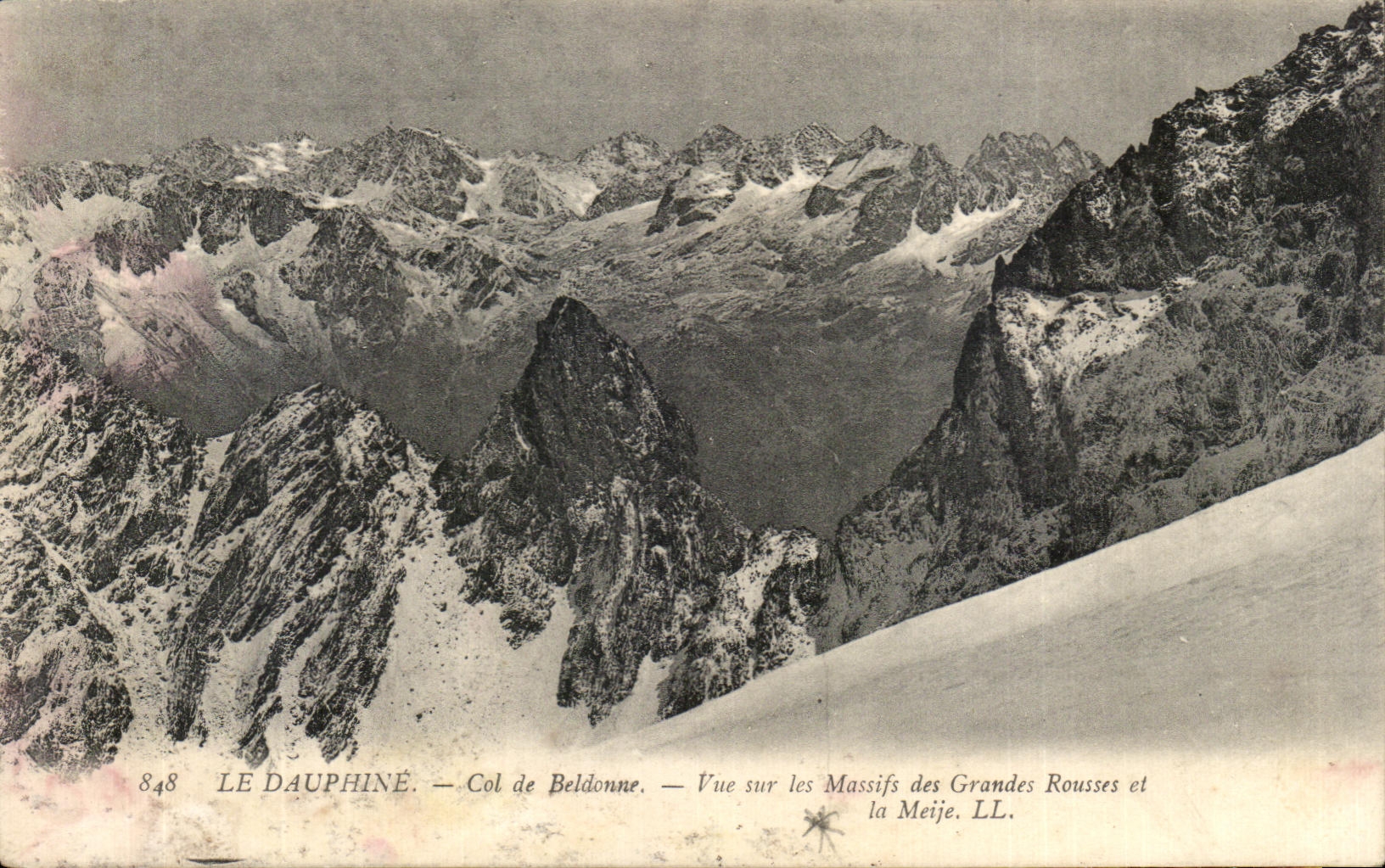 CPA Le dauphine Col de Beldonne Vue Sur les Massifs des grandes rousses et la Meije