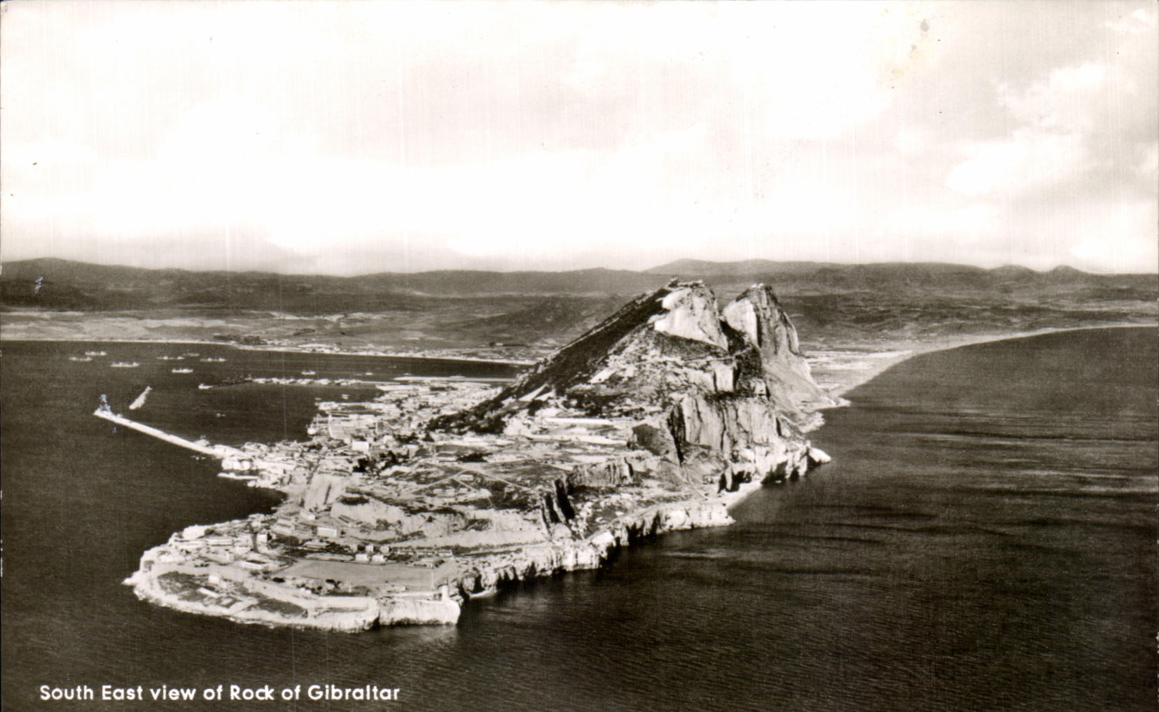 Vue sud-est du Rocher de Gibraltar — The Rock Photographic Studio