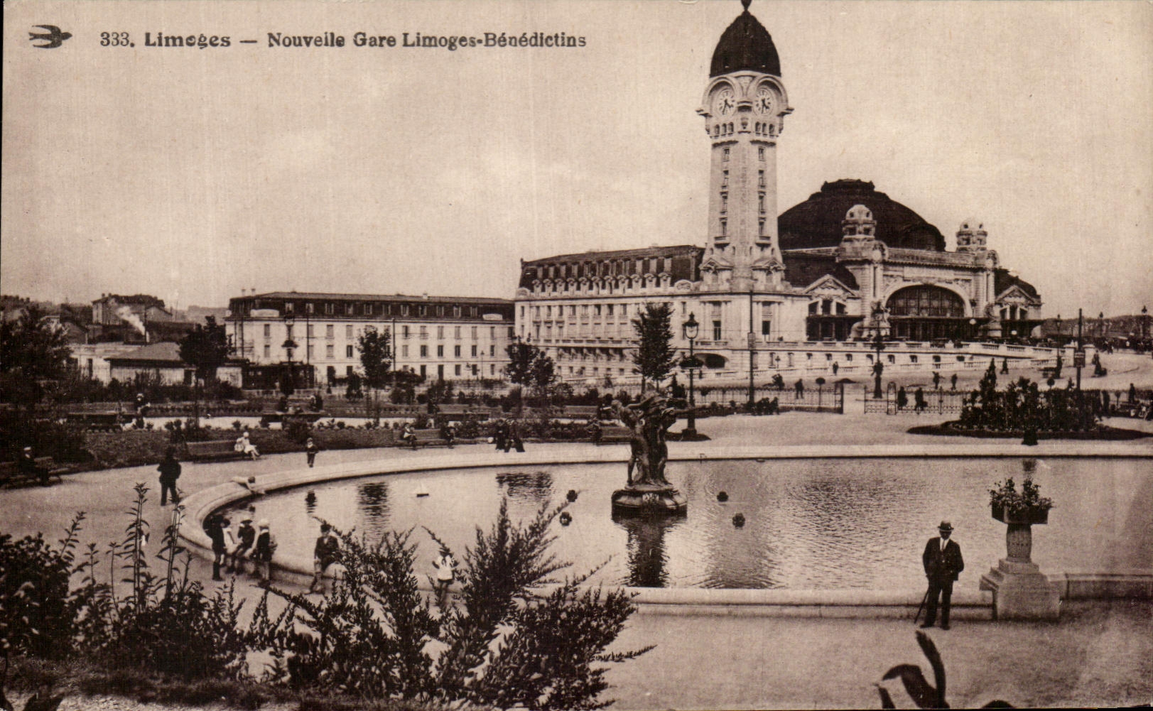 CPA Limeges Nouveile Gare Limoges Benedictins