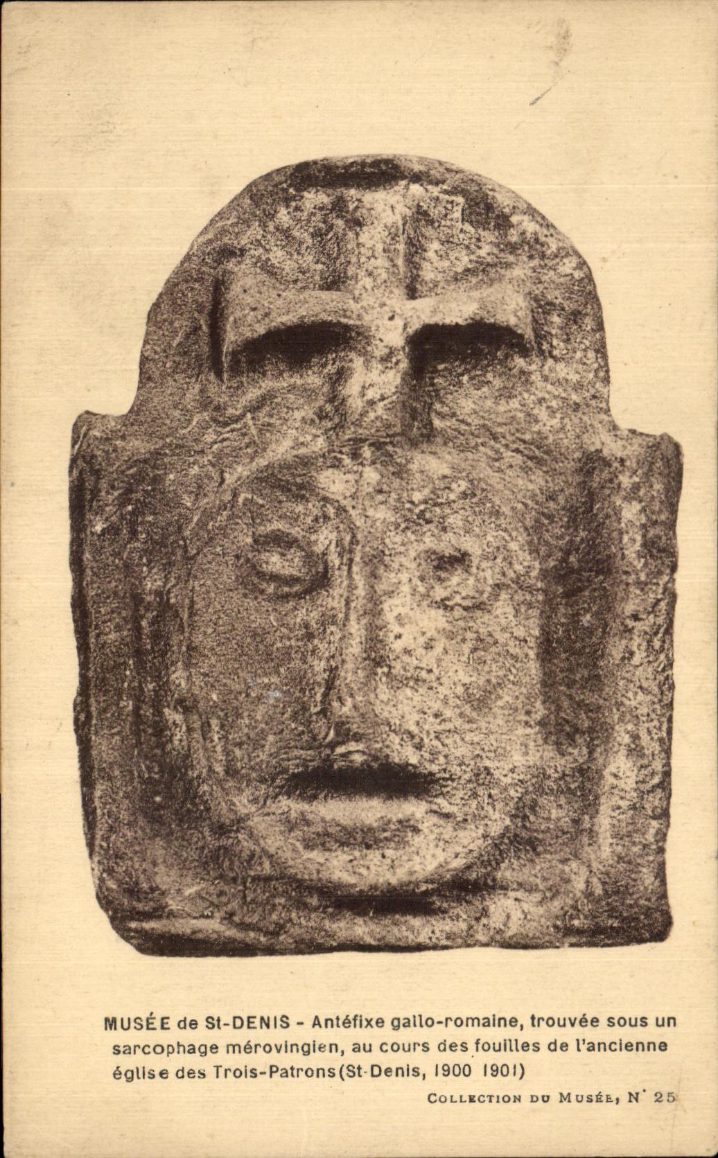 Antéfixe gallo-romaine — sarcophage mérovingien — Musée de Saint-Denis, Collection N°25