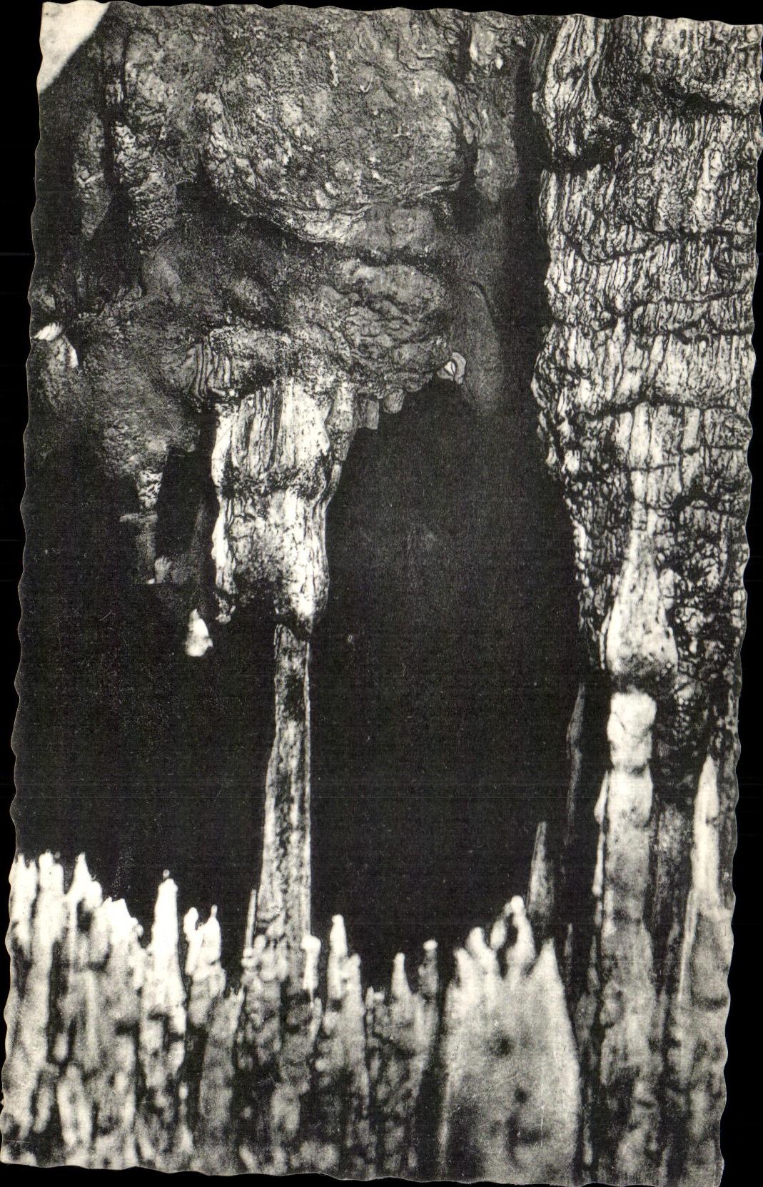 Grottes d'Arcy-sur-Cure — La Tour de Babel et le Calyaire — Édition A. Jumlin