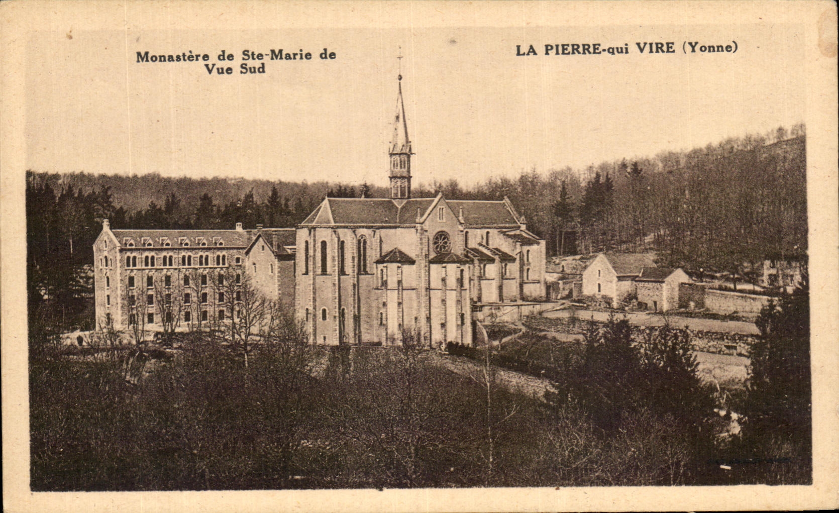 Monastère de Ste-Marie — Vue Sud — La Pierre-qui-Vire (Yonne)