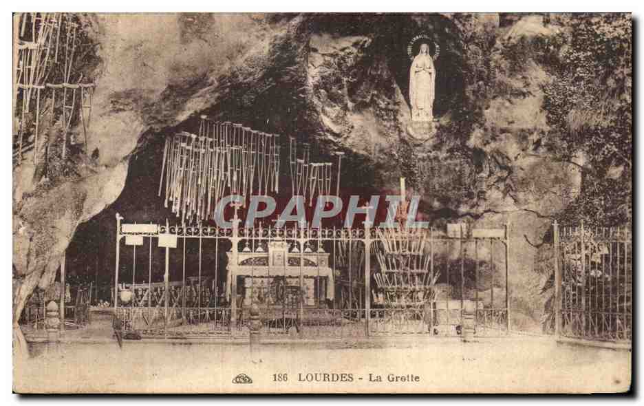 CPA Lourdes La Grotte