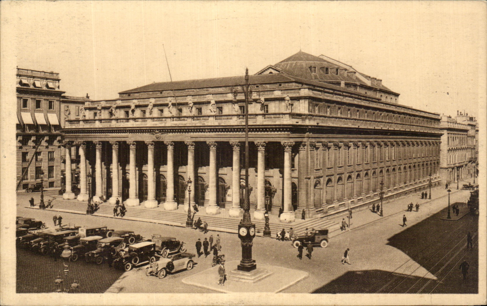 CPA Bordeaux Le Grand Theatre