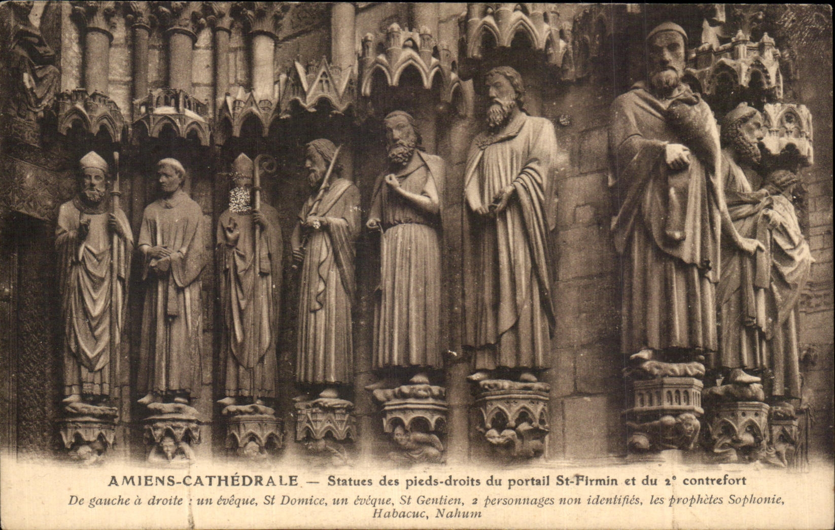 Amiens-Cathédrale — Statues des pieds-droits du portail St-Firmin et du 2° contrefort