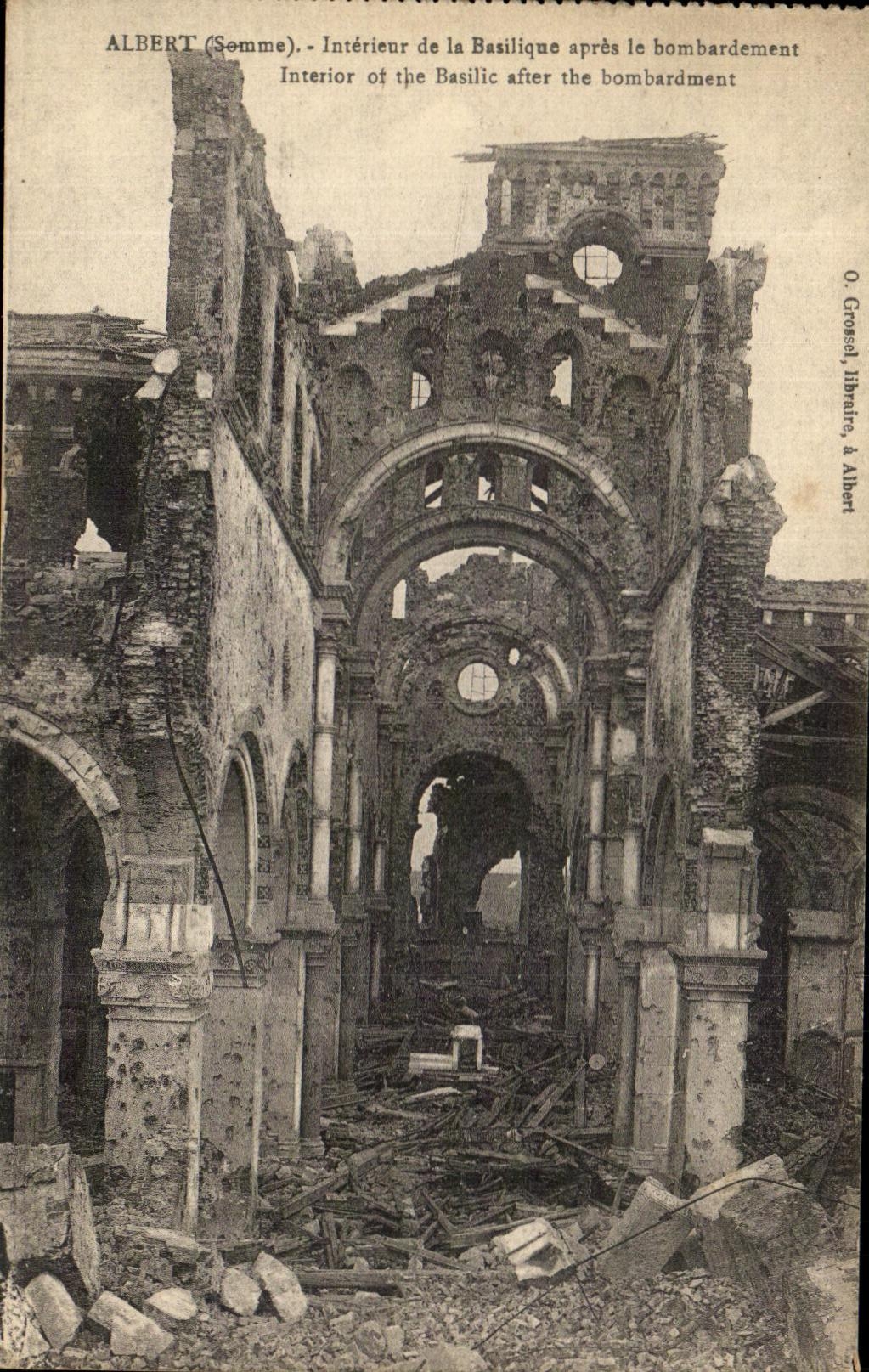 CPA Albert Interieur De La Basilique Apres Le Bombardement Militaria 