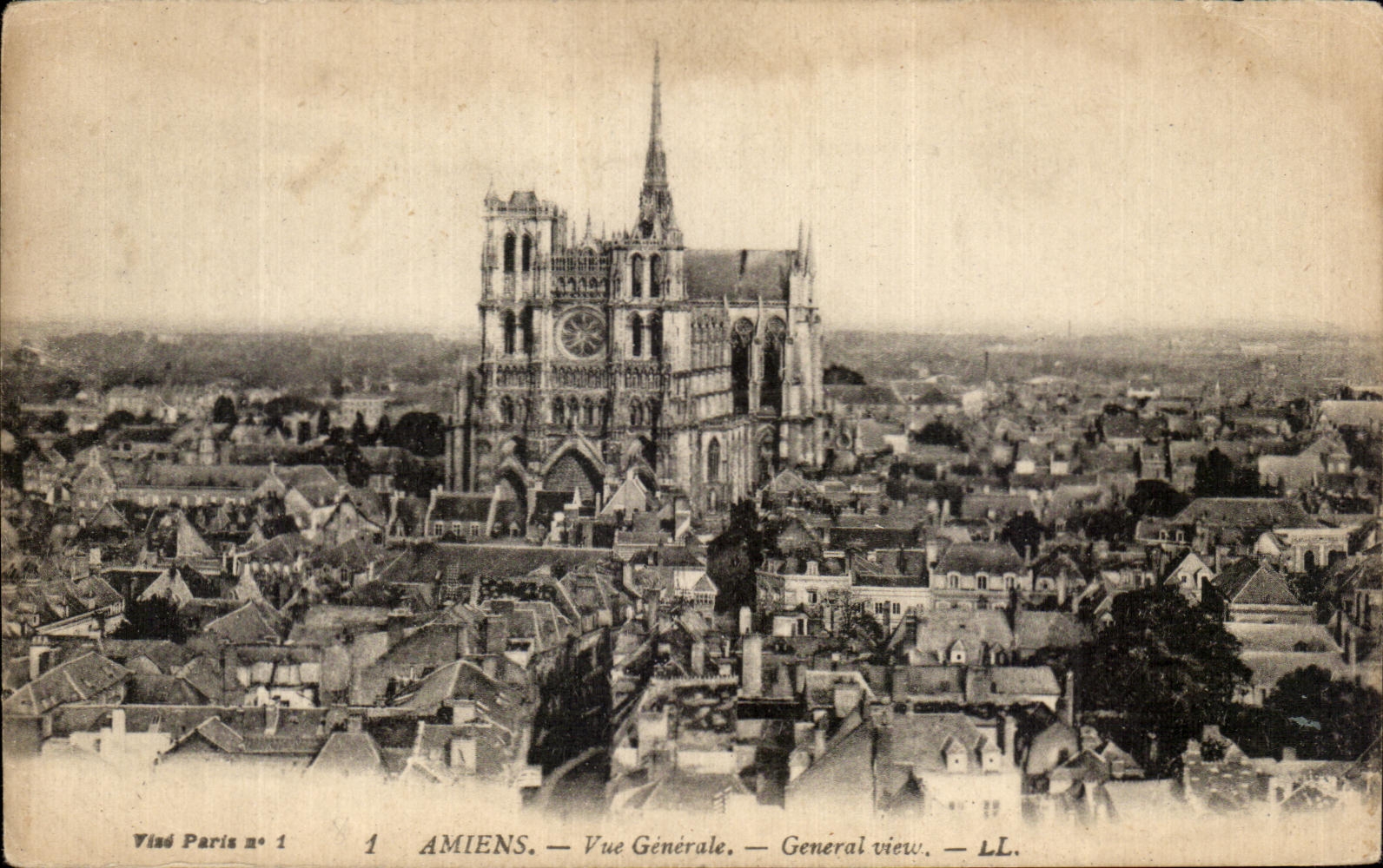 CPA Amiens Vue Generale Generale 