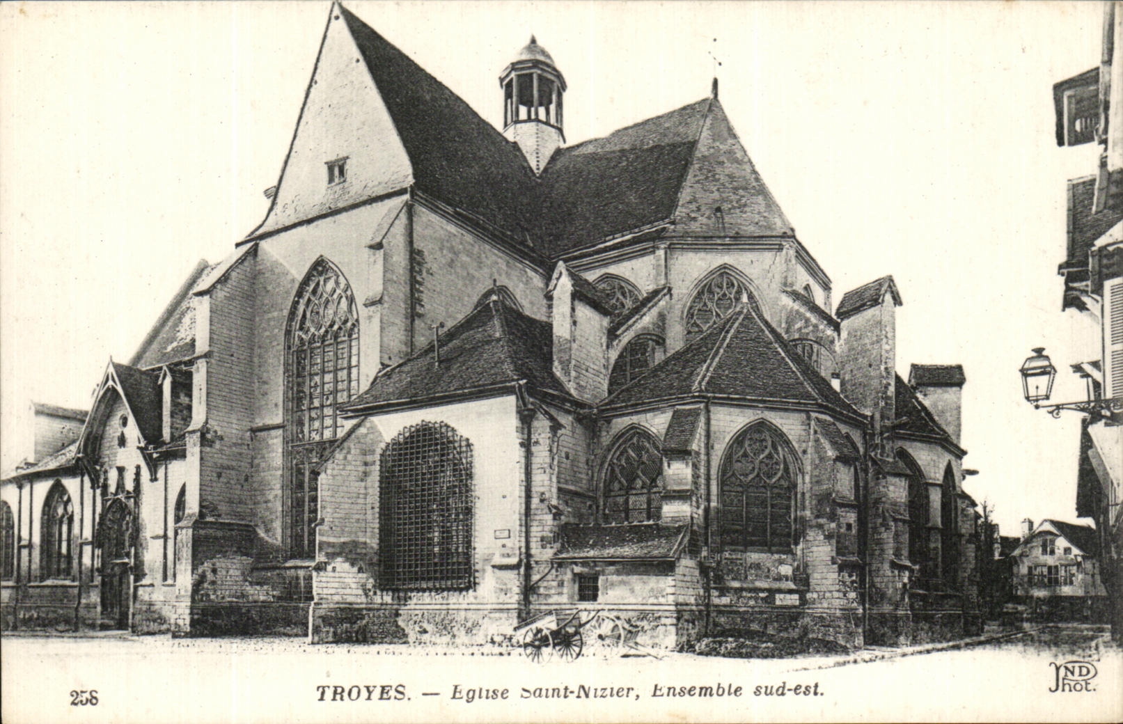 CPA Troyes Eglise Saint Nizier Ensemble Sud Est