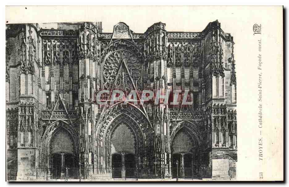 Troyes — Cathédrale Saint-Pierre — Façade ouest