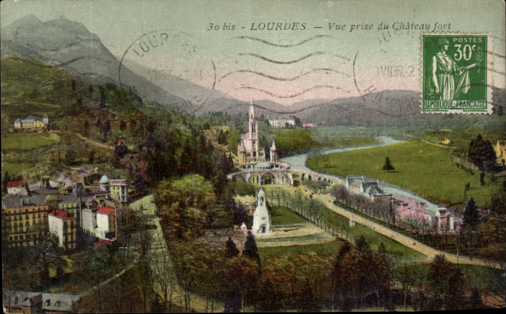 CPA lourdes Vue Prise Du Chateau Fort