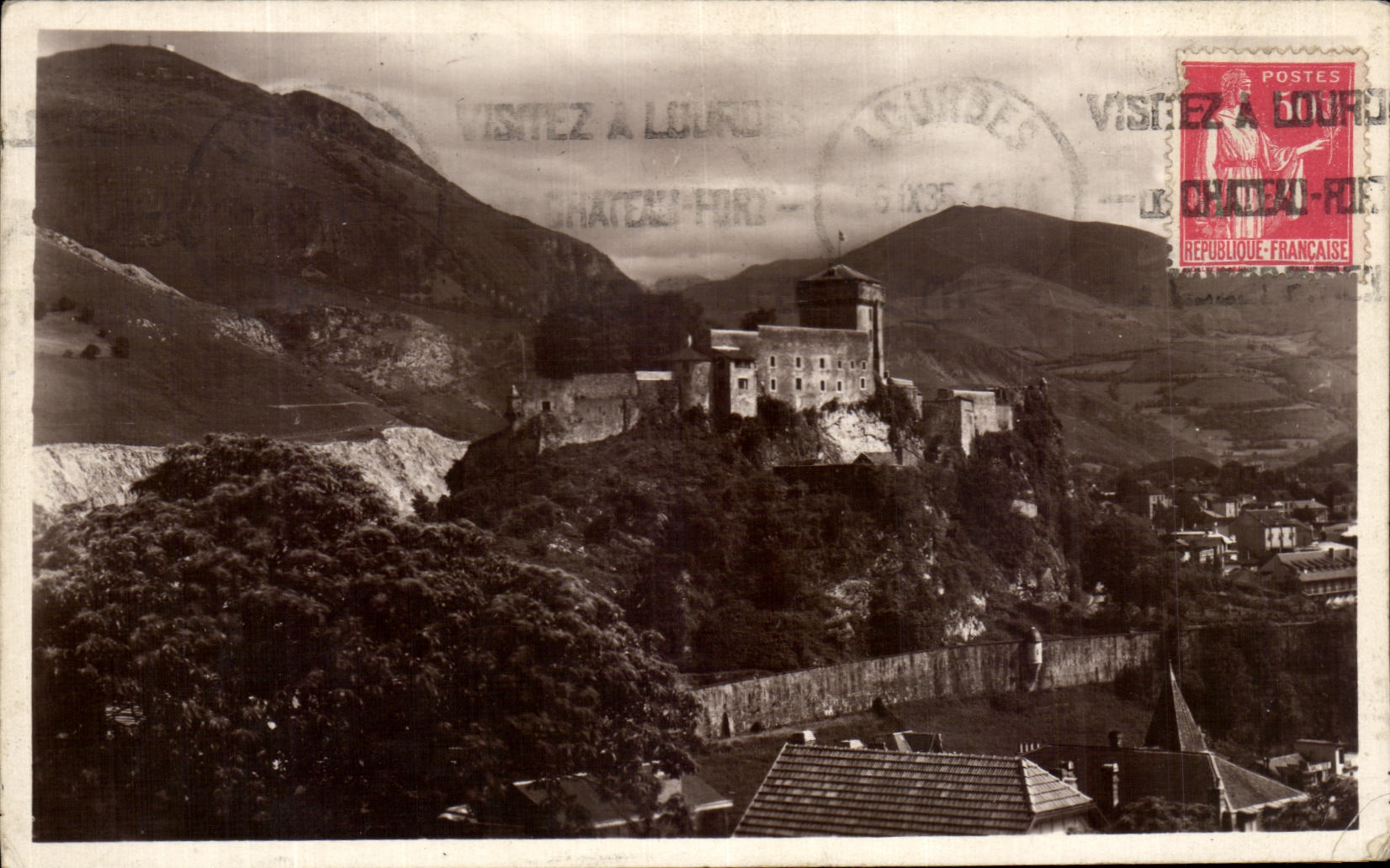 CPA Lourdes Le Chateau Fort et Pic Du Jer
