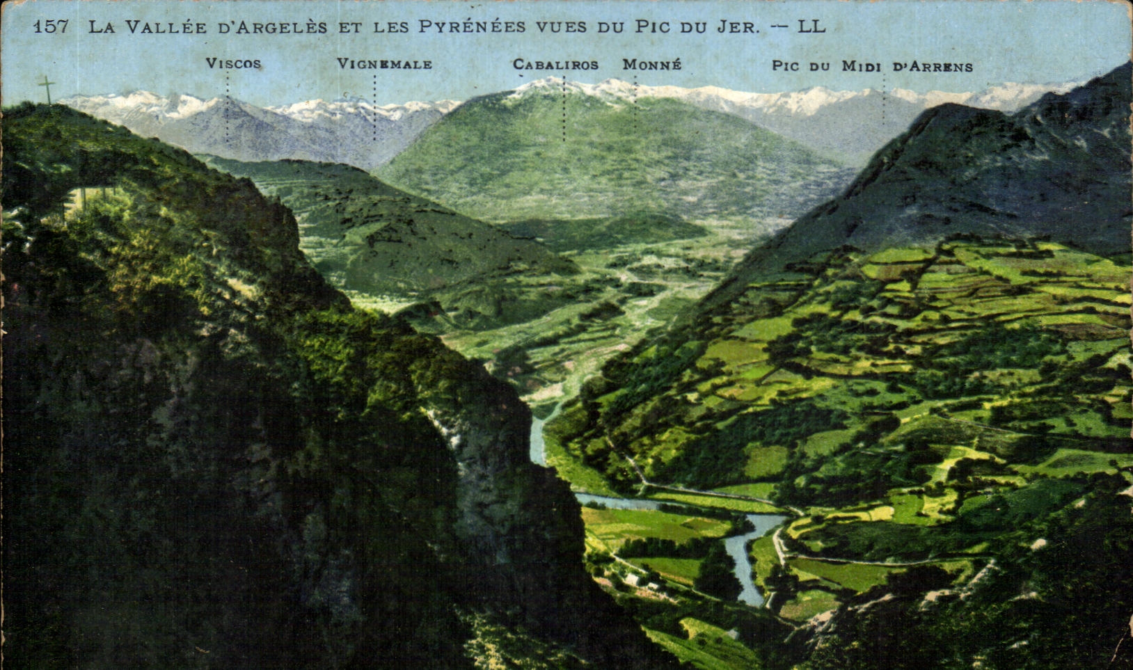 La Vallée d'Argelès et les Pyrénées vues du Pic du Jer — LL