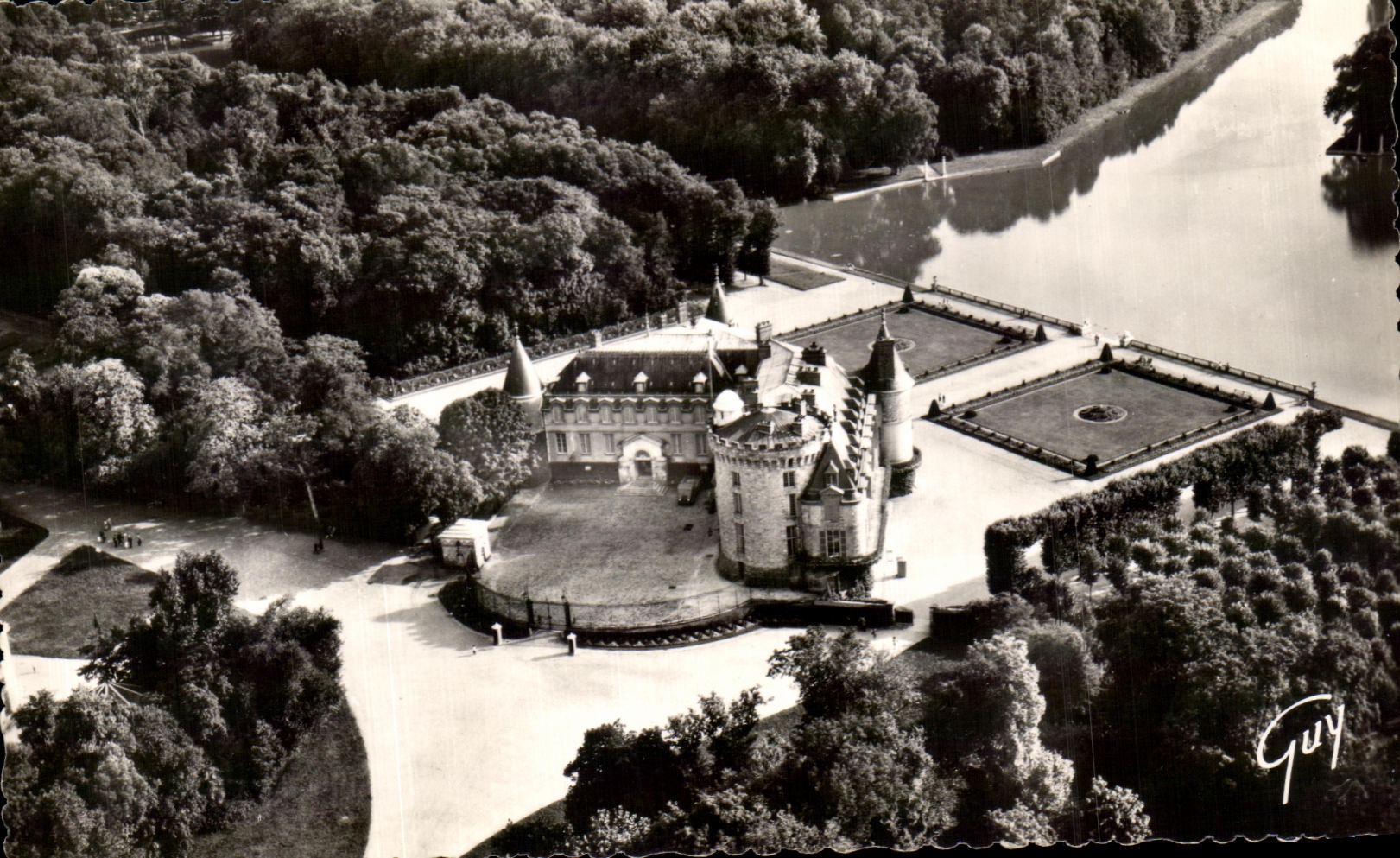 Château de Rambouillet — vue aérienne — André LECONTE, Paris
