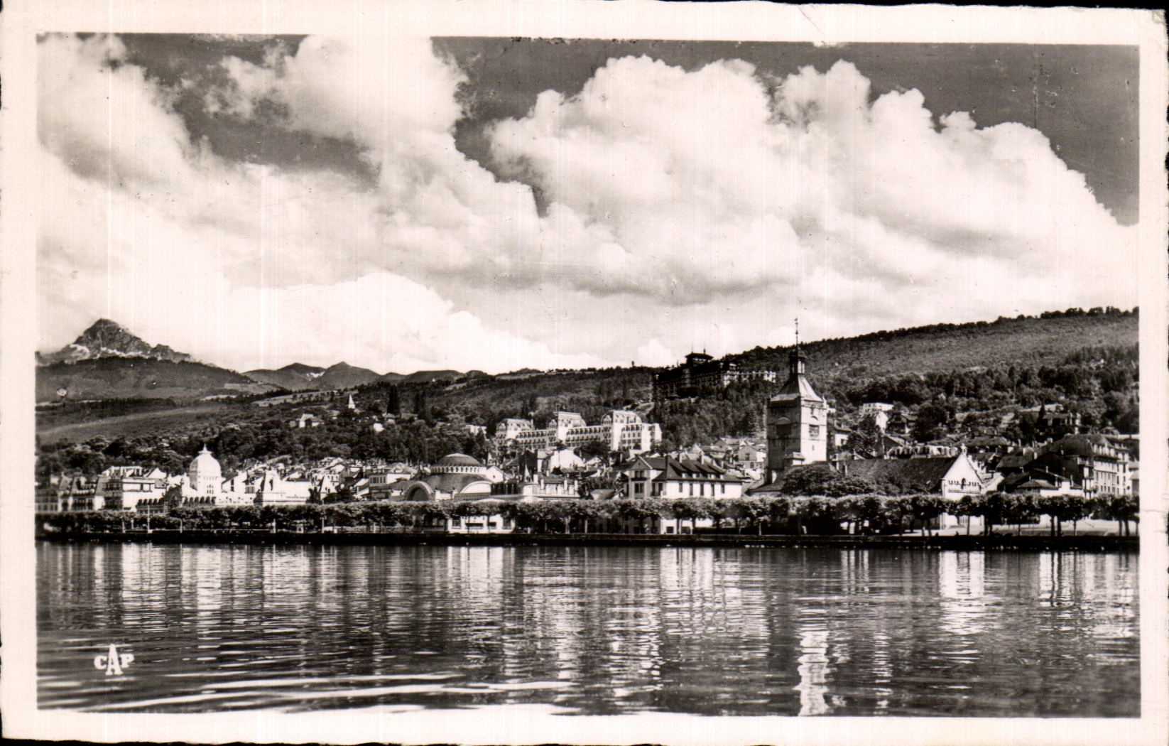 CPA Evian Les Bains Vue Prise Du Lac