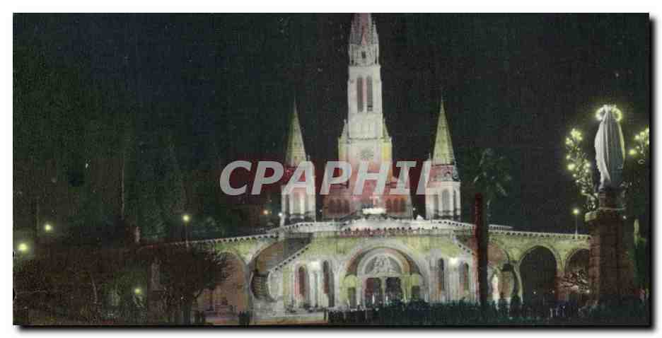 CPA Lourdes La Basilique et la Vierge couronnee illuminee